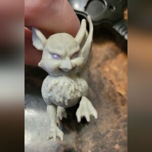 G1 Monster High OG Rochelle Goyle Gargoyle Pet EUC